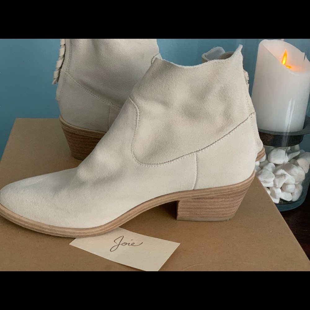 Joie booties